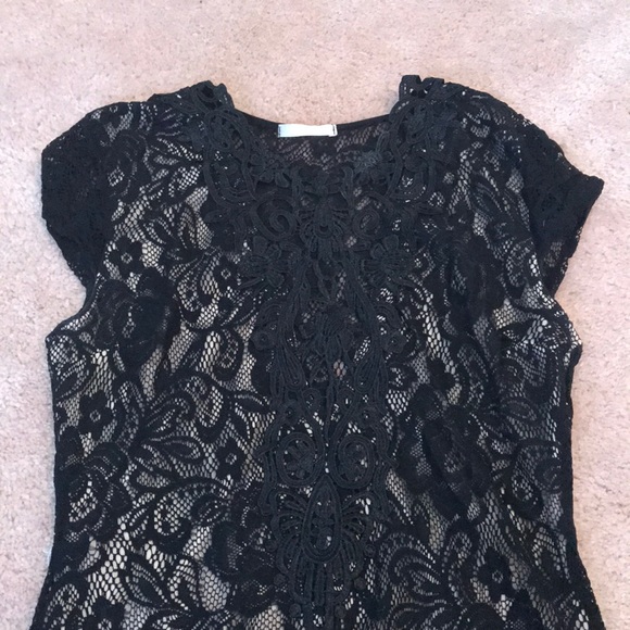 Slimming black dress - Picture 2 of 2